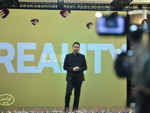 علی مقدم معاون ارتباط با مشتریان ایرانسل