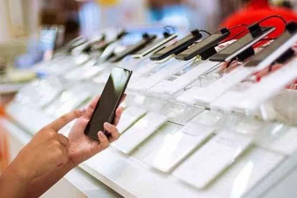 نمونه متن تبلیغ موبایل فروشی؛ جملاتی برای جذب مشتری در تبلیغات
