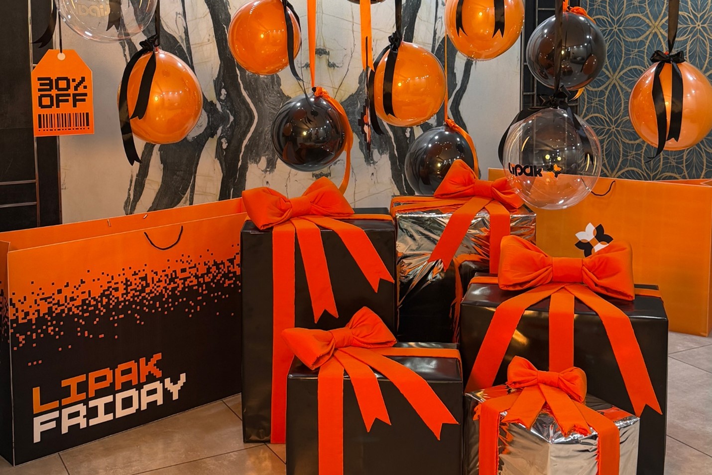 رکوردشکنی لیپک در بلک فرایدی ۱۴۰۴