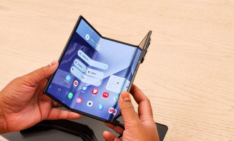 گلکسی Z TriFold