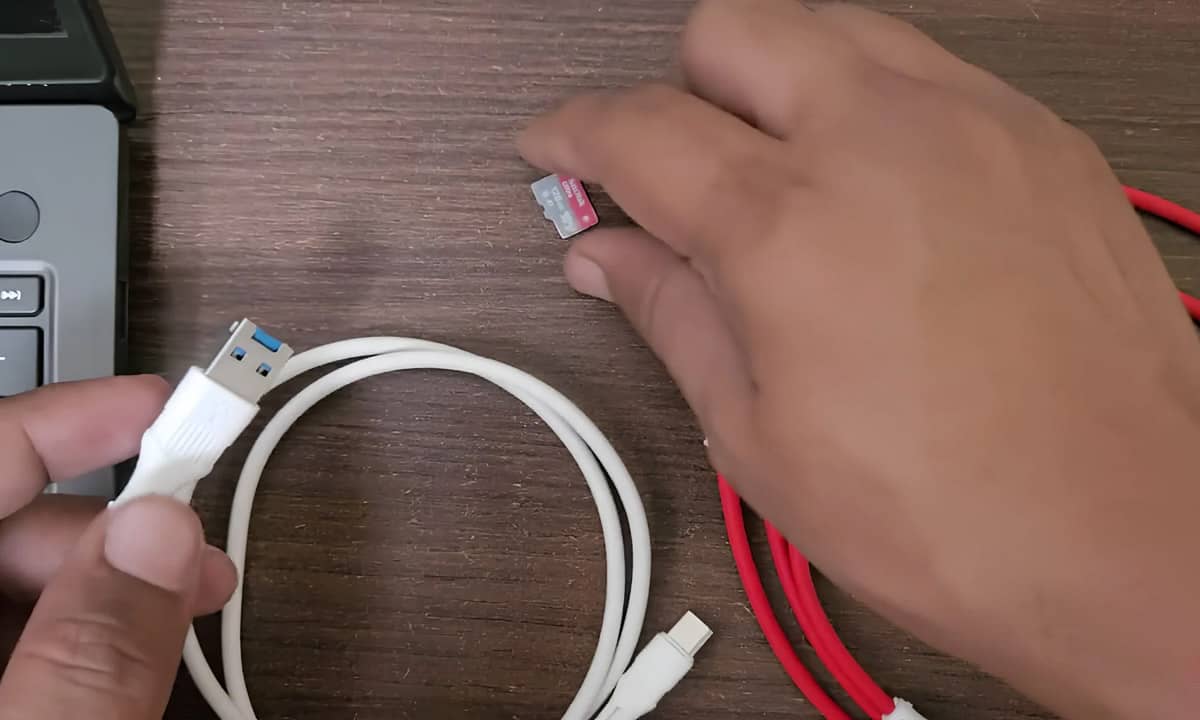 کابل USB